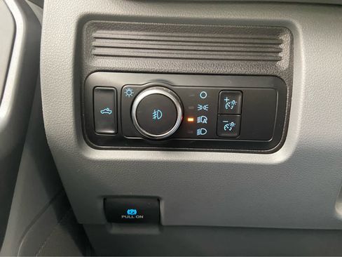 Used 2025 Ford F250 XLT AWD/4WD image 37
