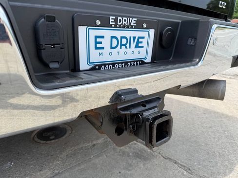 Used 2019 Chevrolet Silverado 2500 LTZ w/ Duramax Plus Package AWD/4WD image 18