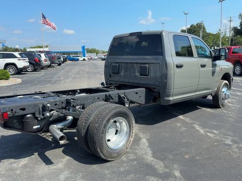 New 2026 RAM 3500 Tradesman w/ Chrome Appearance Group A AWD/4WD image 6