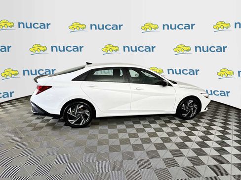 Certified 2025 Hyundai Elantra Sport FWD image 8