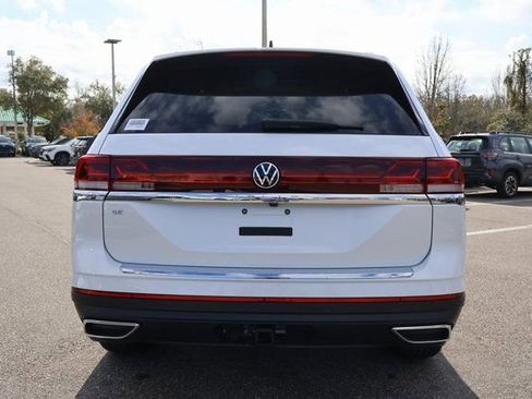 New 2026 Volkswagen Atlas SE image 6