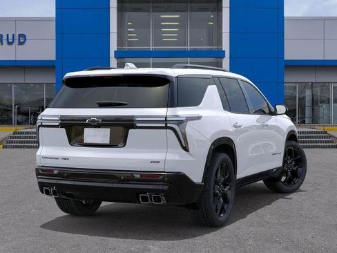 New 2026 Chevrolet Traverse RS w/ LPO, Floor Liner Package image 4