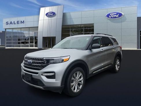Certified 2023 Ford Explorer XLT w/ Equipment Group 202A AWD/4WD image 6