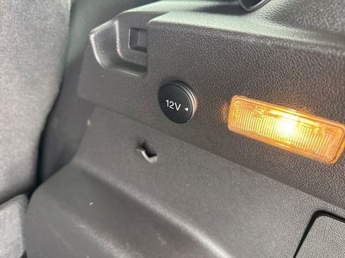 Used 2018 Ford Escape SE w/ SE Sync 3 Package FWD image 14