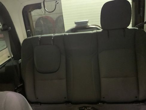 Used 2020 Jeep Wrangler Sport image 17