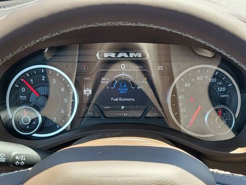 New 2026 RAM 1500 Laramie AWD/4WD image 19