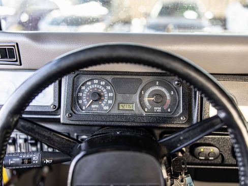 Used 2003 HUMMER H1 Open Top image 20