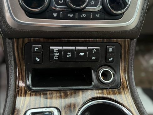 Used 2013 GMC Acadia Denali FWD image 26