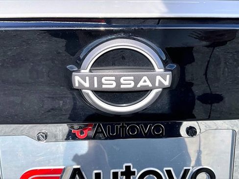 Used 2025 Nissan Kicks SR w/ SR Premium Package image 32