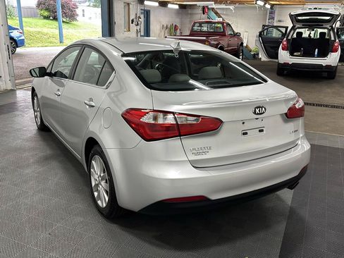 Used 2014 Kia Forte EX FWD image 6