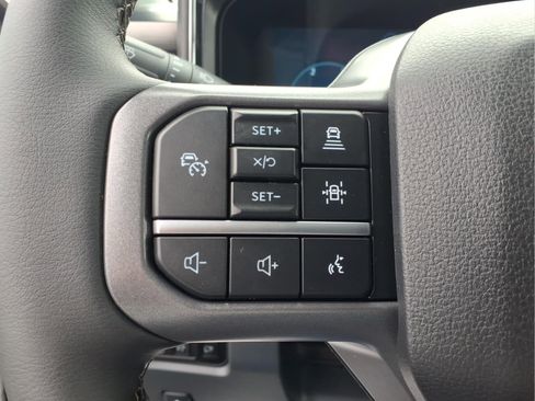 New 2026 Ford F250 Lariat w/ Black Appearance Package image 12