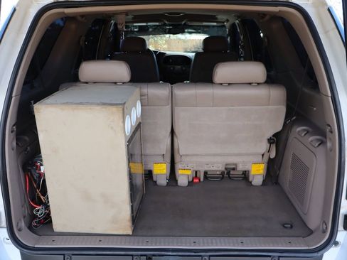 Used 2003 Toyota Sequoia Limited image 14