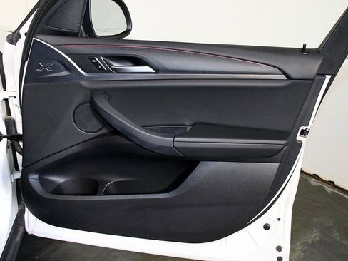 Used 2024 BMW X3 xDrive30i image 33