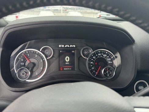 Used 2023 RAM 2500 Big Horn w/ Level 1 Equipment Group image 13