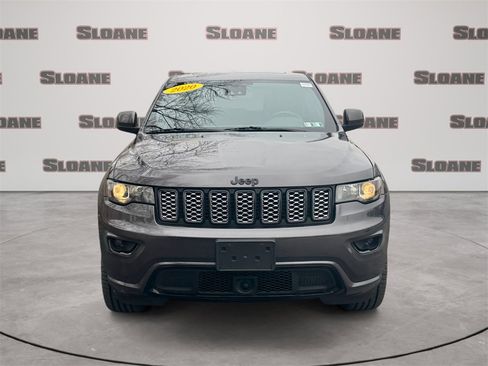Used 2020 Jeep Grand Cherokee Altitude image 8