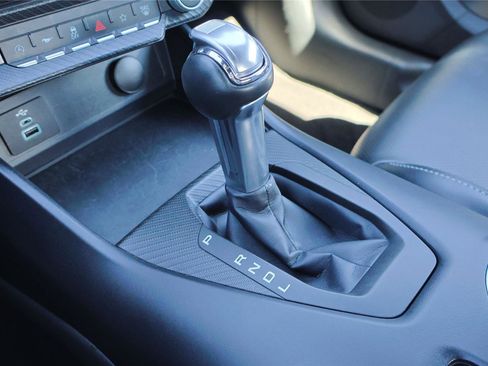 Certified 2025 Ford Mustang Premium image 23