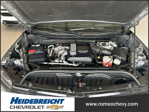 Used 2024 Chevrolet Silverado 1500 ZR2 w/ Technology Package AWD/4WD image 9
