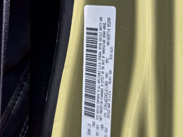 Used 2013 Jeep Wrangler Unlimited Sahara w/ Connectivity Group AWD/4WD image 12