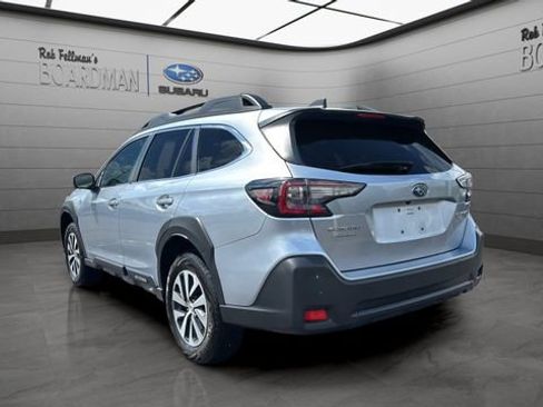 Used 2023 Subaru Outback Premium AWD/4WD image 7