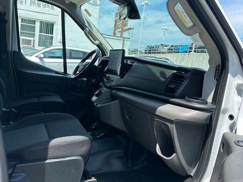 Used 2023 Ford E-Transit Medium Roof RWD image 25