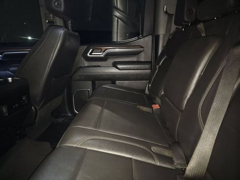 Used 2022 Chevrolet Silverado 1500 RST w/ Convenience Package II RWD image 12