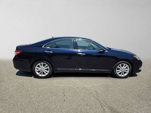 Used 2010 Lexus ES 350 FWD image 2