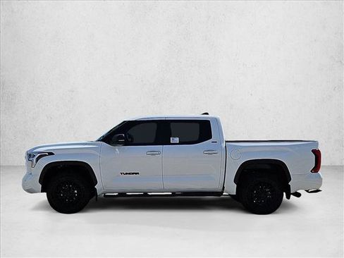 Used 2026 Toyota Tundra SR5 w/ SR5 Premium Package AWD/4WD image 10