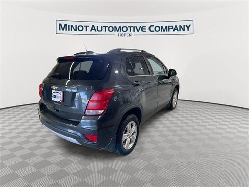 Used 2017 Chevrolet Trax LT image 8
