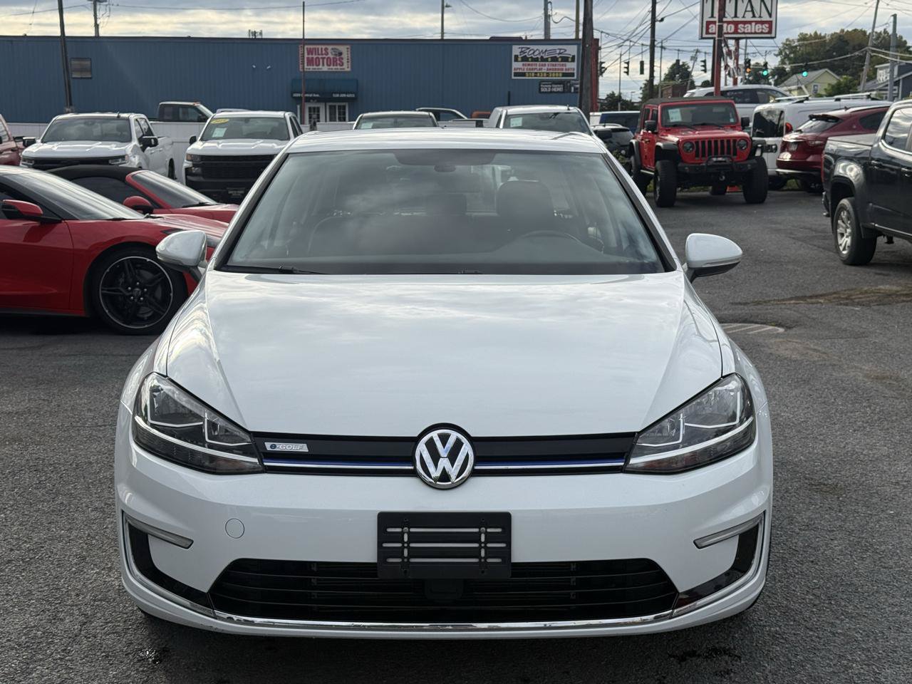 Used 2019 Volkswagen e-Golf SE w/ Driver Assistance Package FWD image 2