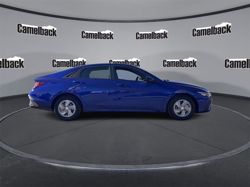 New 2026 Hyundai Elantra SE image 8