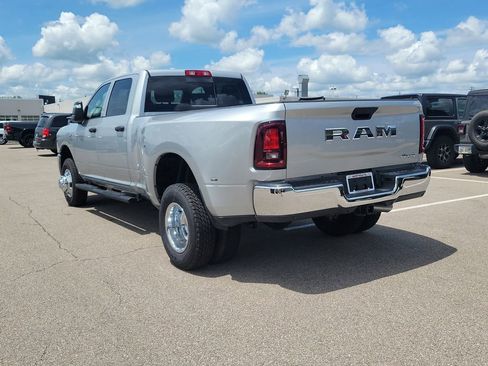 New 2026 RAM 3500 Tradesman AWD/4WD image 3