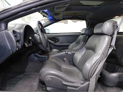 Used 1997 Pontiac Firebird Trans Am RWD image 39