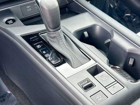 New 2026 Nissan Sentra SV w/ SV Convenience Package FWD image 12
