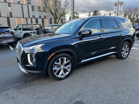 Used 2022 Hyundai Palisade SEL w/ 8P Bench Seat Package image 2