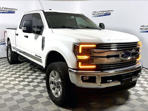 Used 2018 Ford F250 Lariat w/ Chrome Package AWD/4WD image 3