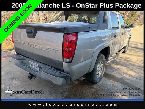 Used 2005 Chevrolet Avalanche LS w/ Onstar Plus Package image 3