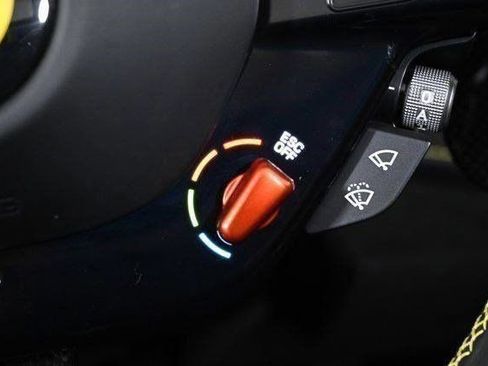 Used 2024 Ferrari SF90 Spider image 28