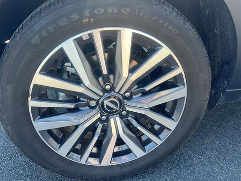 Used 2024 Nissan Kicks SV w/ Interior Electronics Package image 4