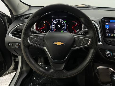 Used 2019 Chevrolet Malibu Hybrid image 20