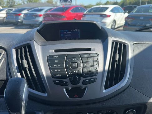 Used 2015 Ford Transit 350 XLT image 19