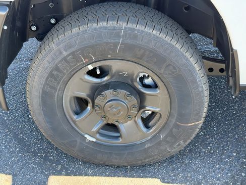 New 2026 RAM 3500 Tradesman AWD/4WD image 10