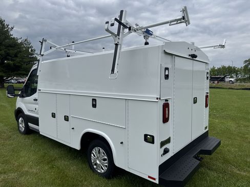 Used 2024 Ford Transit 350 w/ Interior Upgrade Package image 11