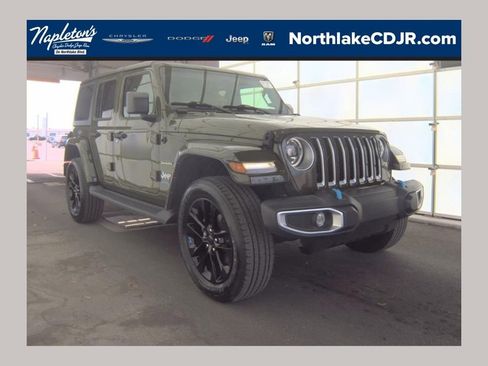 Used 2023 Jeep Wrangler Unlimited Sahara AWD/4WD image 1