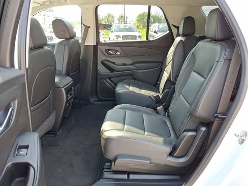 Certified 2021 Chevrolet Traverse Premier AWD/4WD image 20