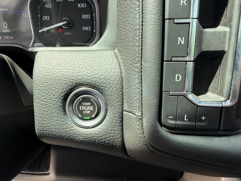 Used 2021 GMC Yukon XL Denali w/ Denali Ultimate Package AWD/4WD image 30