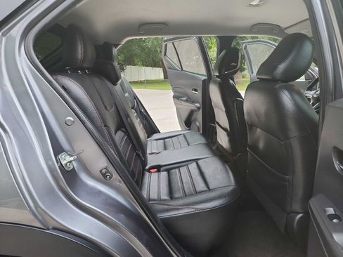 Used 2019 Nissan Kicks SR w/ SR Premium Package FWD image 28