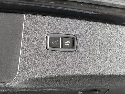 New 2026 Porsche Cayenne Coupe image 19