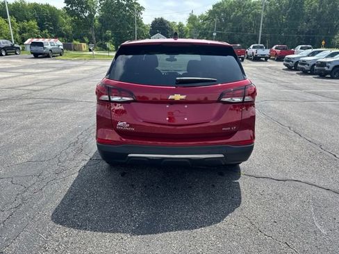 Used 2024 Chevrolet Equinox LT w/ LPO, Floor Liner Package AWD/4WD image 4