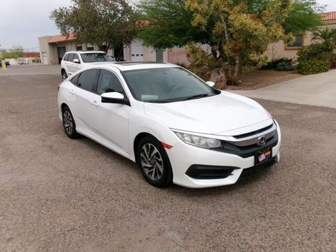 Used 2016 Honda Civic EX image 4