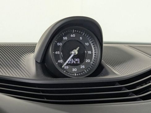 Certified 2024 Porsche Taycan GTS image 31